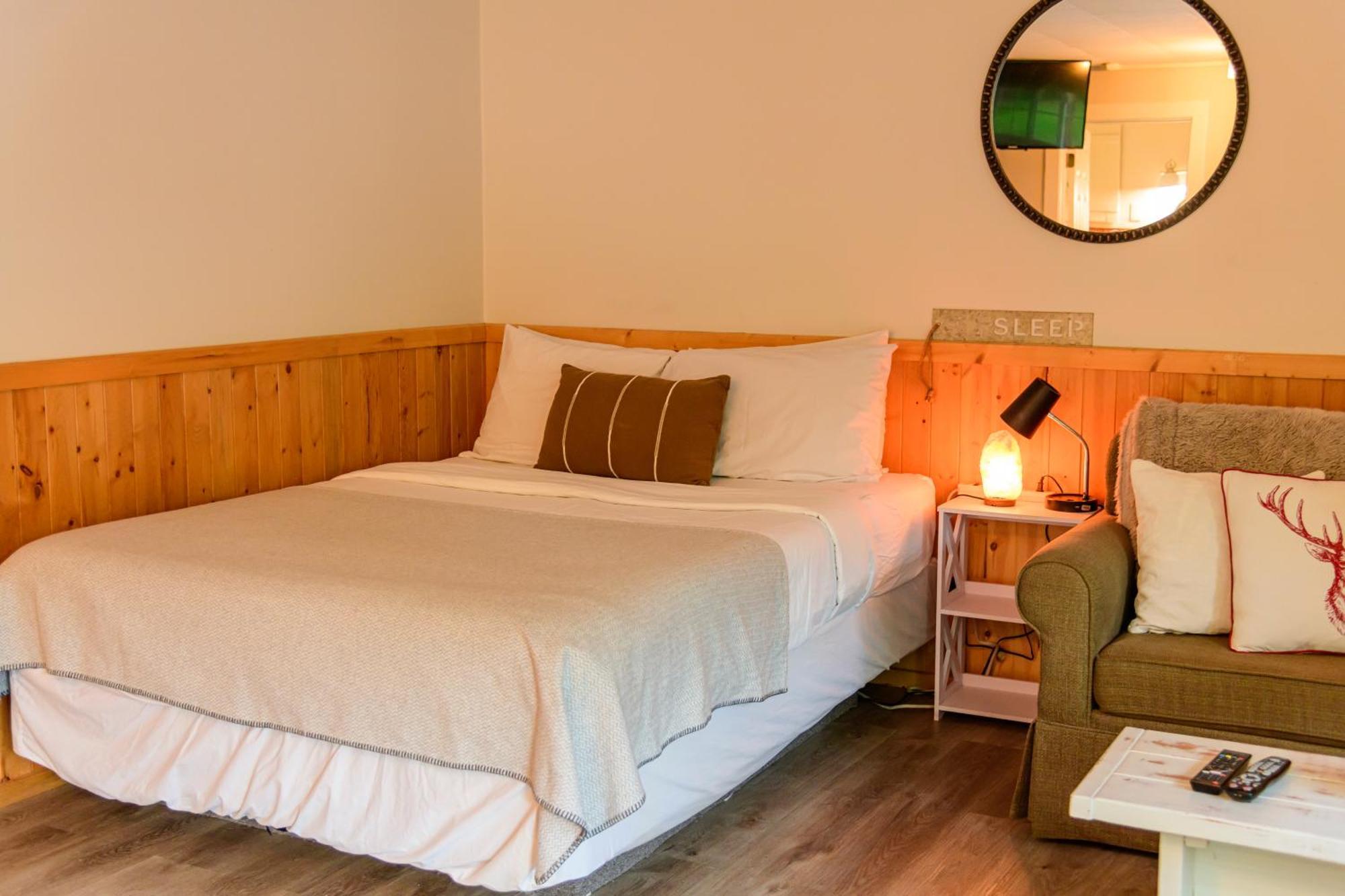 Barefoot Villas And Retreat Christina Lake Luaran gambar