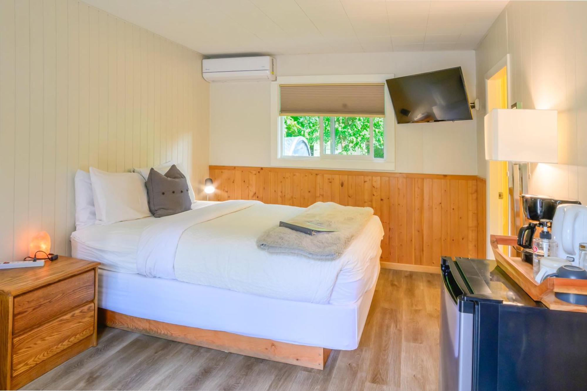 Barefoot Villas And Retreat Christina Lake Luaran gambar