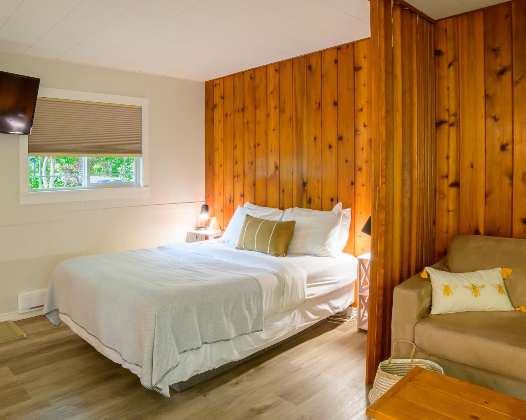 Barefoot Villas And Retreat Christina Lake Luaran gambar