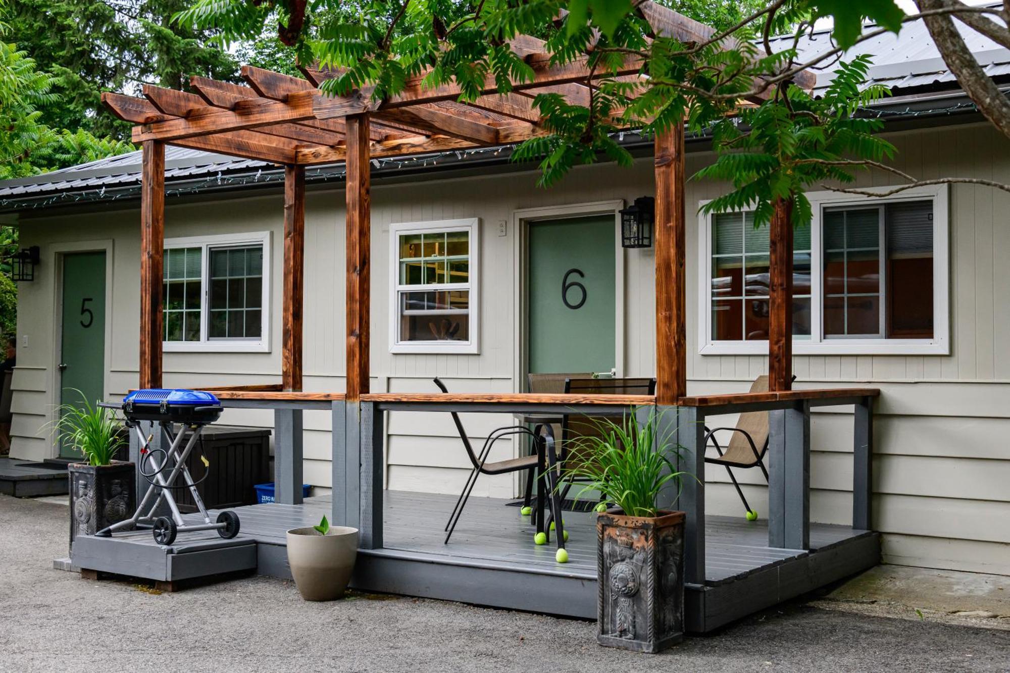Barefoot Villas And Retreat Christina Lake Luaran gambar