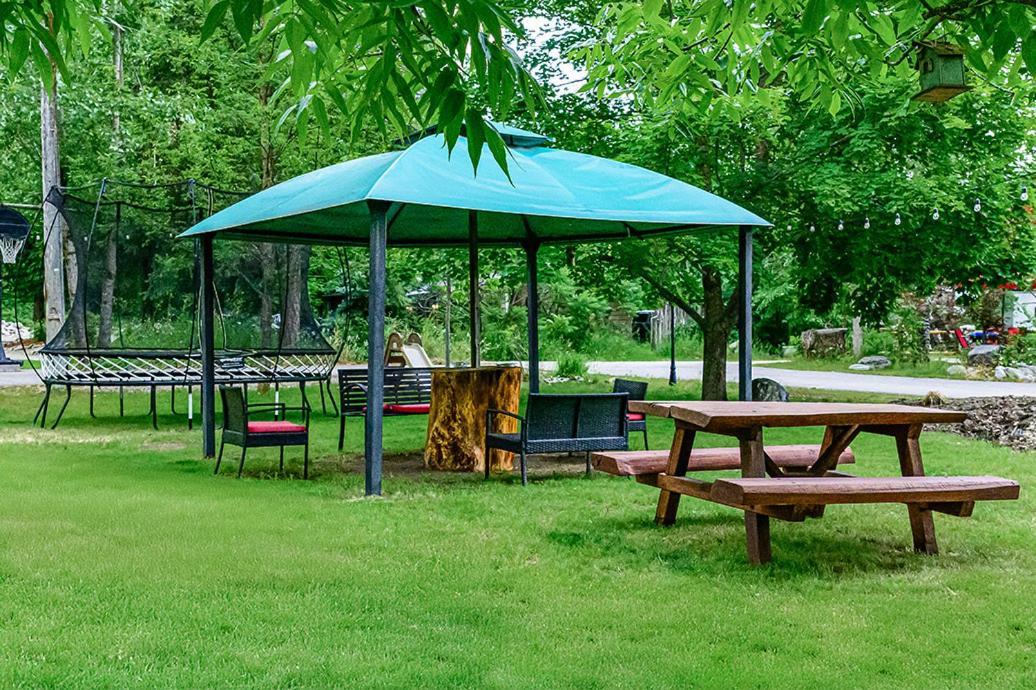 Barefoot Villas And Retreat Christina Lake Luaran gambar